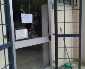 Melpignano: atti vandalici contro le sedi del municipio e del Pd