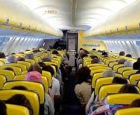 Voli Ryanair cancellati, Federconsumatori: “Ecco cosa sapere per il rimborso”