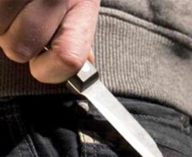 Castrì, rapinano la Banca Sella con il taglierino: fuga con lo scooter