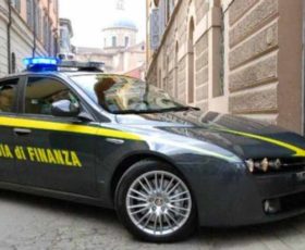 Fondi antiracket non dovuti, sequestrati beni per 260mila euro a cinque società salentine